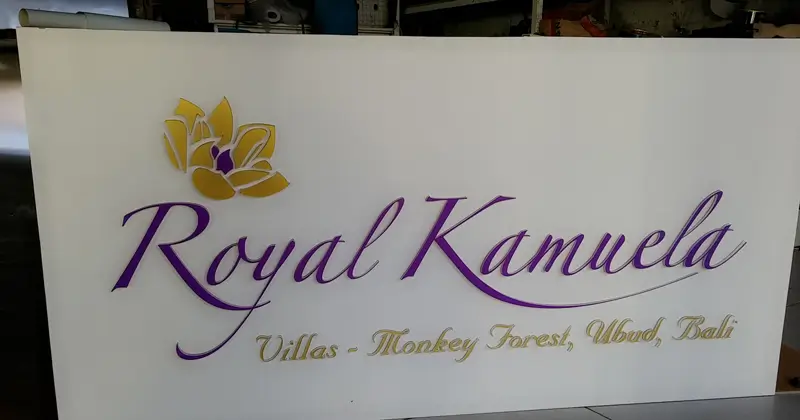 Akrilik untuk Neon Box